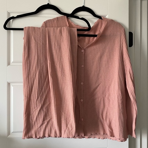 Women’s Rose Pink Long Sleeved and Pants Pajama Set - Picture 1 of 3